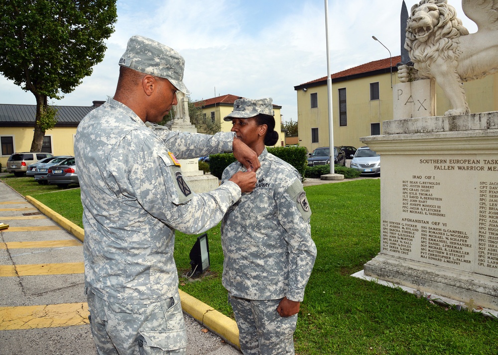 Col. Sara Simmons award ceremony July 31, 2014