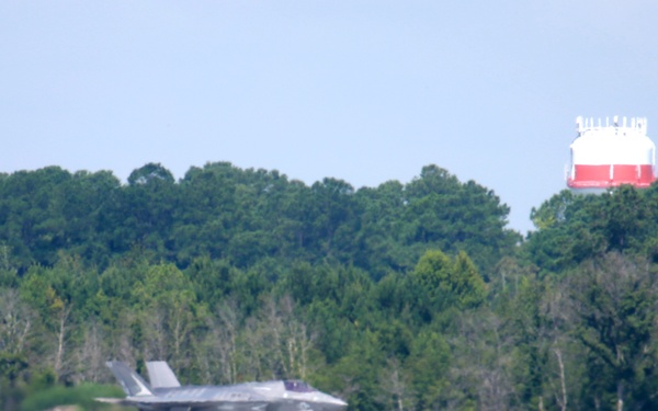 First MCAS Beaufort F-35B STOVL landing