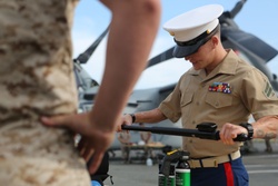 Medal of Honor Recipient visits Marine Week Seattle [Image 5 of 11]