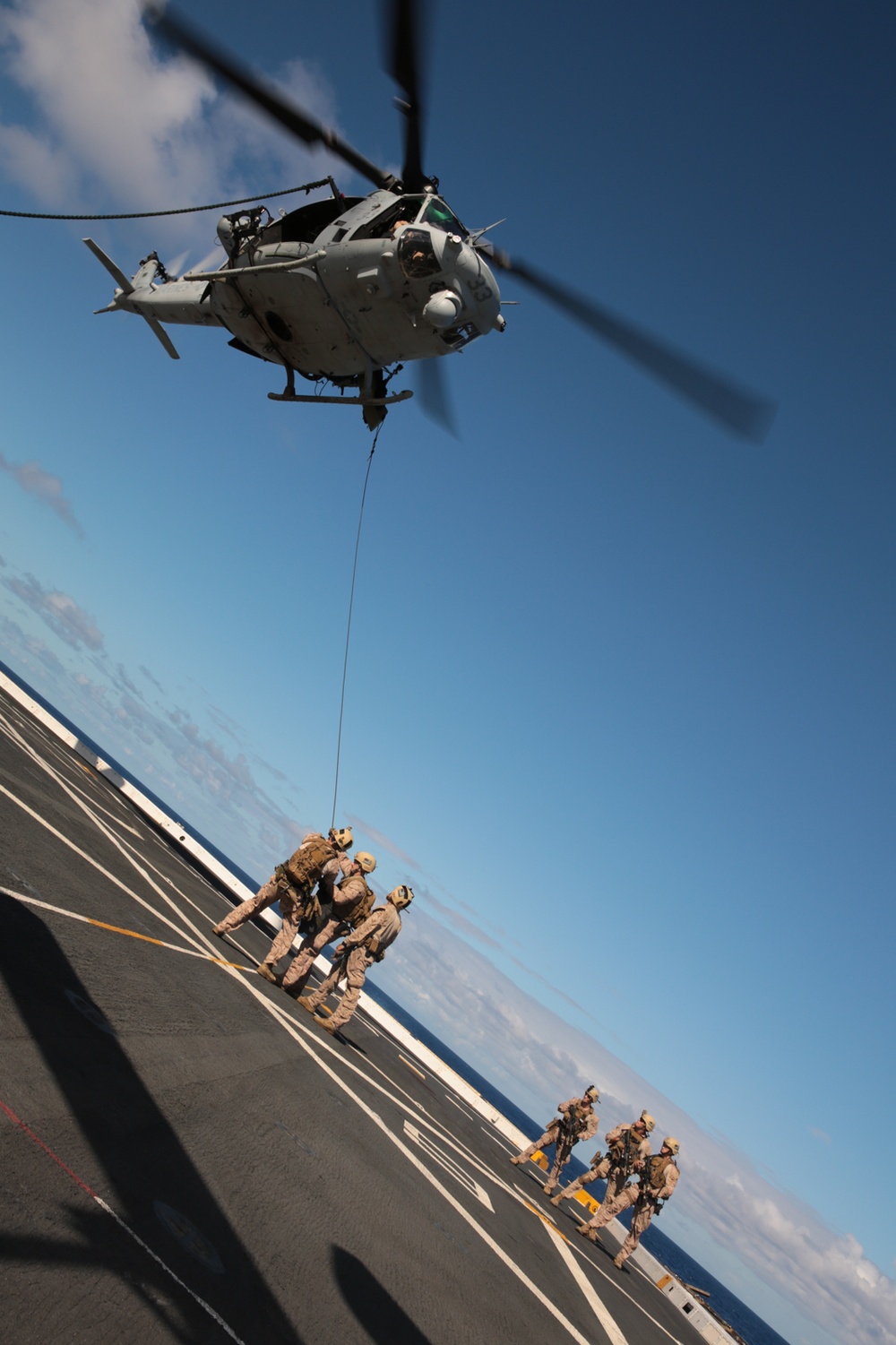 11th MEU Maritime Raid Force conducts helicopter fast rope training
