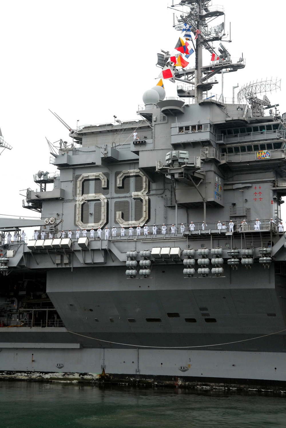 USS Kitty Hawk leaves San Diego