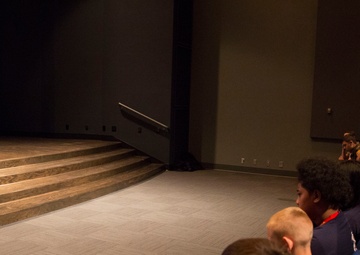 Local Marine and Commanding General Speak to Seattle Youth