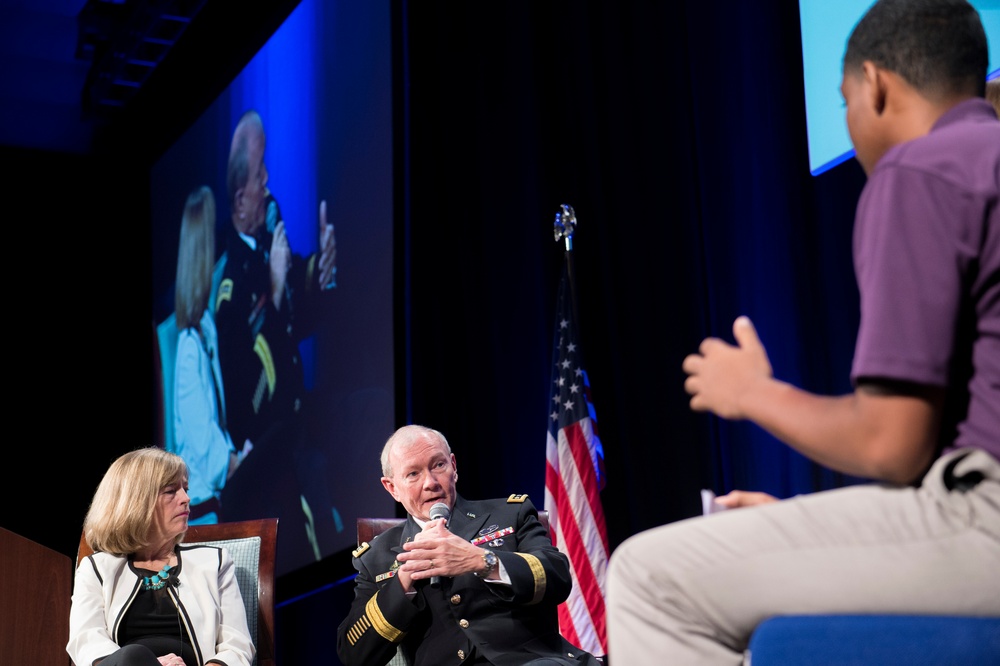 CJCS and his wife open the 2014 National Training Seminar