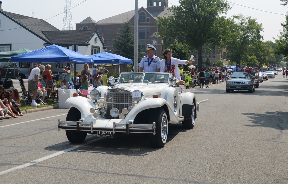 US Coast Guard Festival Parade