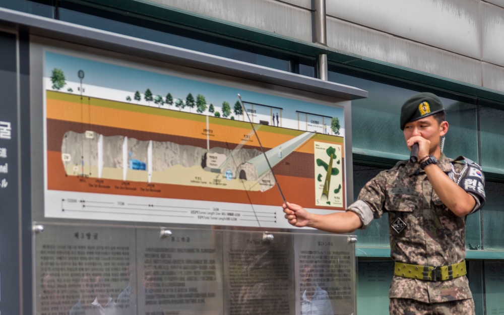 CAB Marines visit sites, gain perspective on Korean history