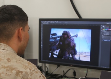 1st MEB Combat Camera trains using a TIPS during LSE-14