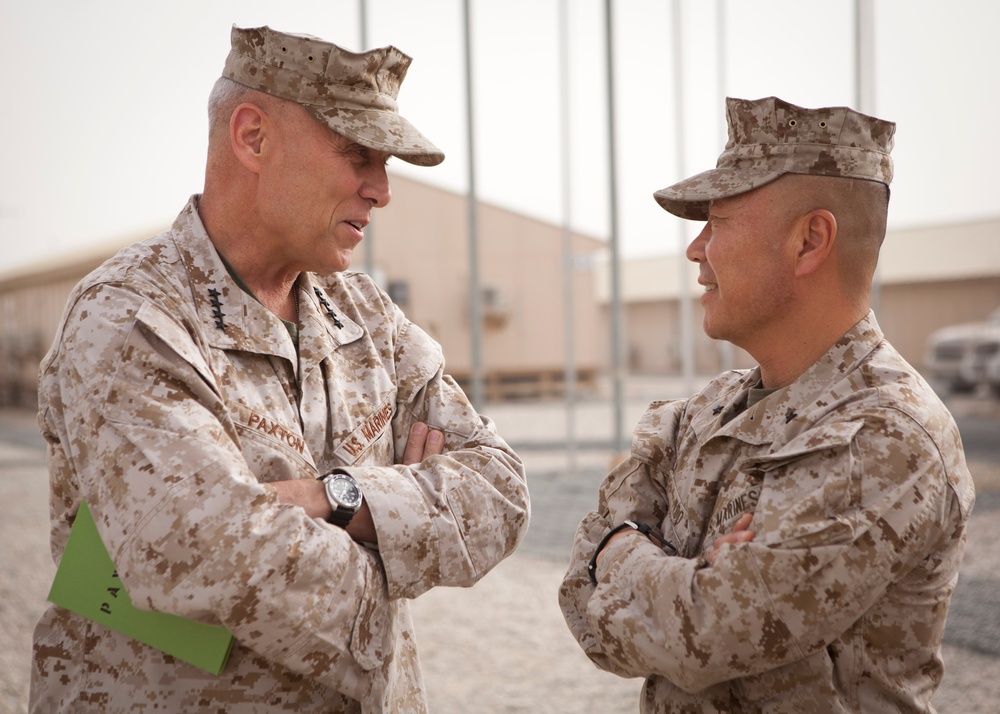 Assistant Commandant of the Marine Corps Visits CENTCOM