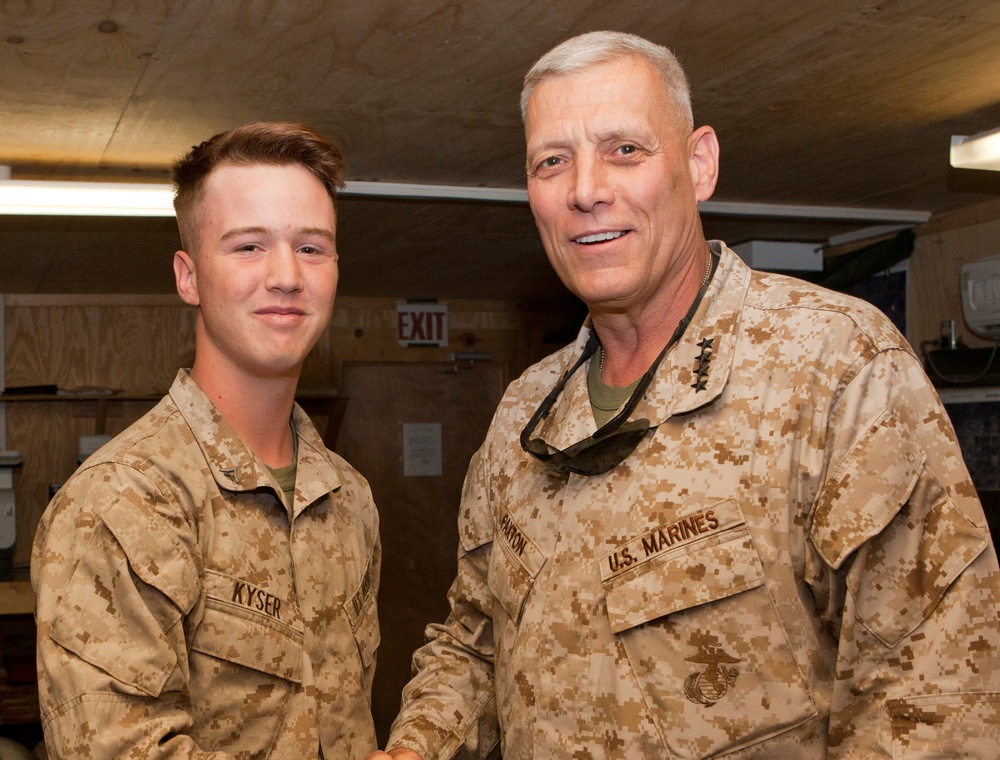 Assistant Commandant of the Marine Corps Visits CENTCOM