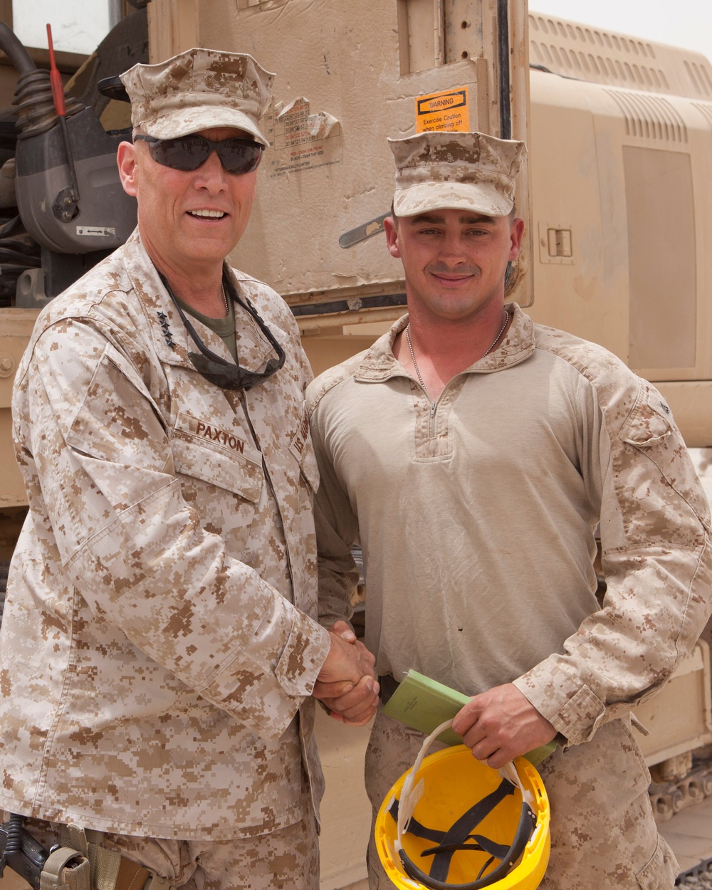 Assistant Commandant of the Marine Corps Visits CENTCOM