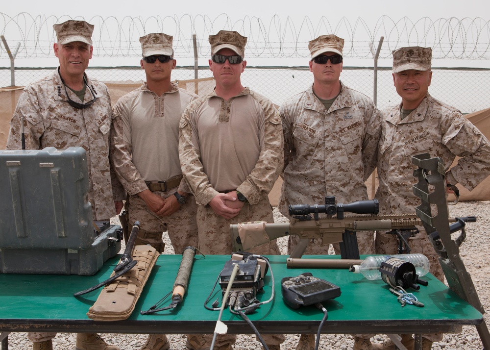 Assistant Commandant of the Marine Corps Visits CENTCOM