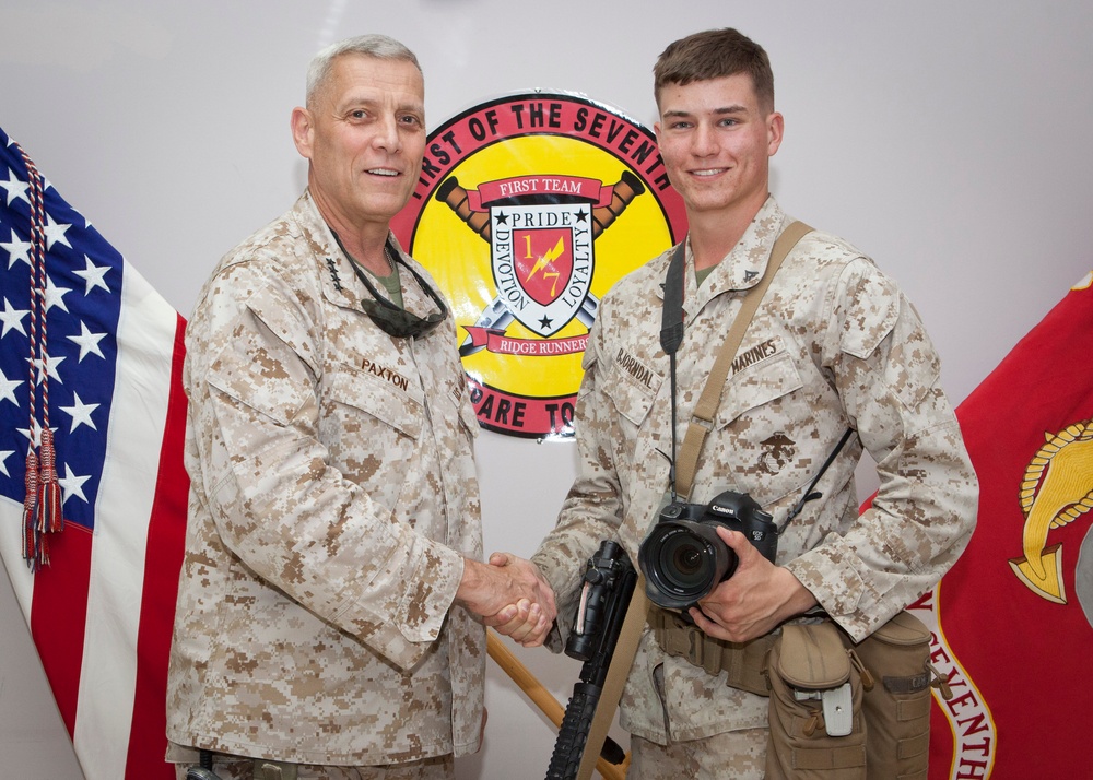 Assistant Commandant of the Marine Corps Visits CENTCOM