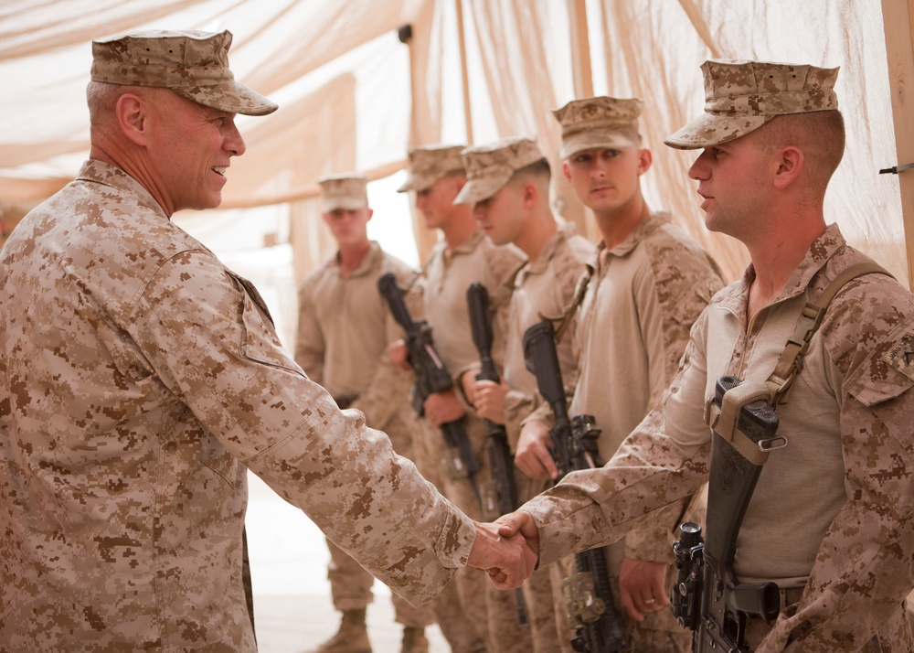 Assistant Commandant of the Marine Corps Visits CENTCOM