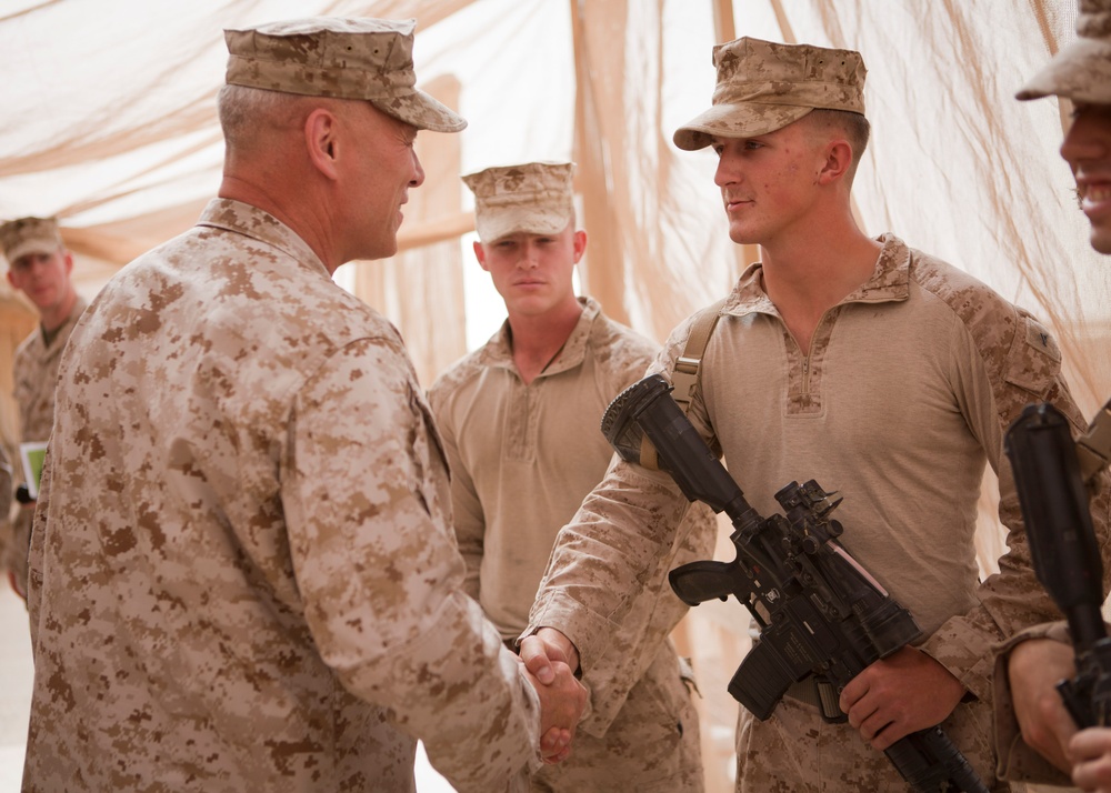 Assistant Commandant of the Marine Corps Visits CENTCOM