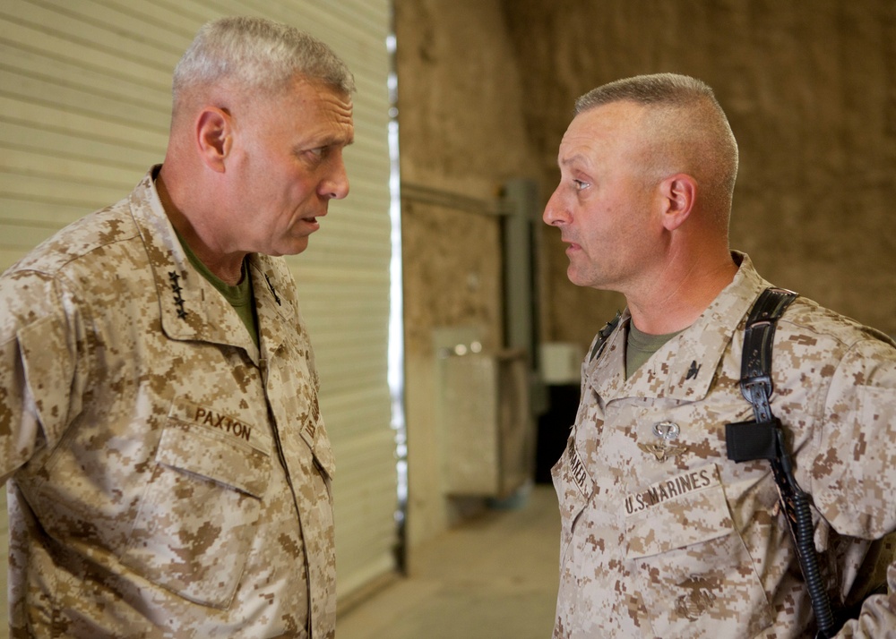 Assistant Commandant of the Marine Corps Visits CENTCOM