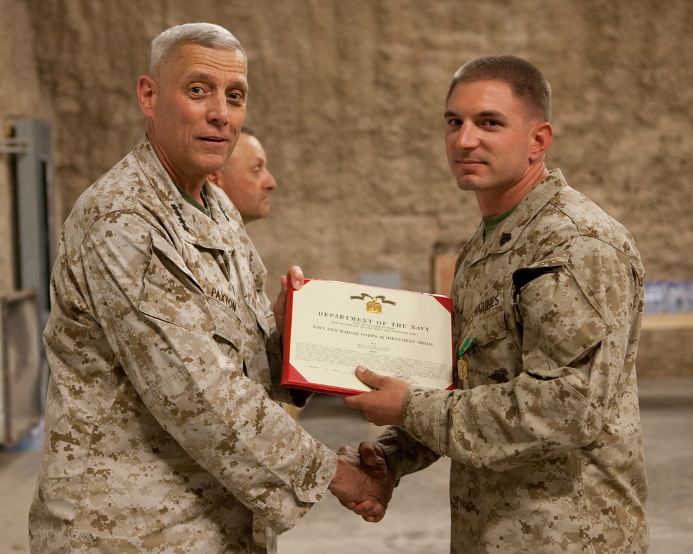 Assistant Commandant of the Marine Corps Visits CENTCOM