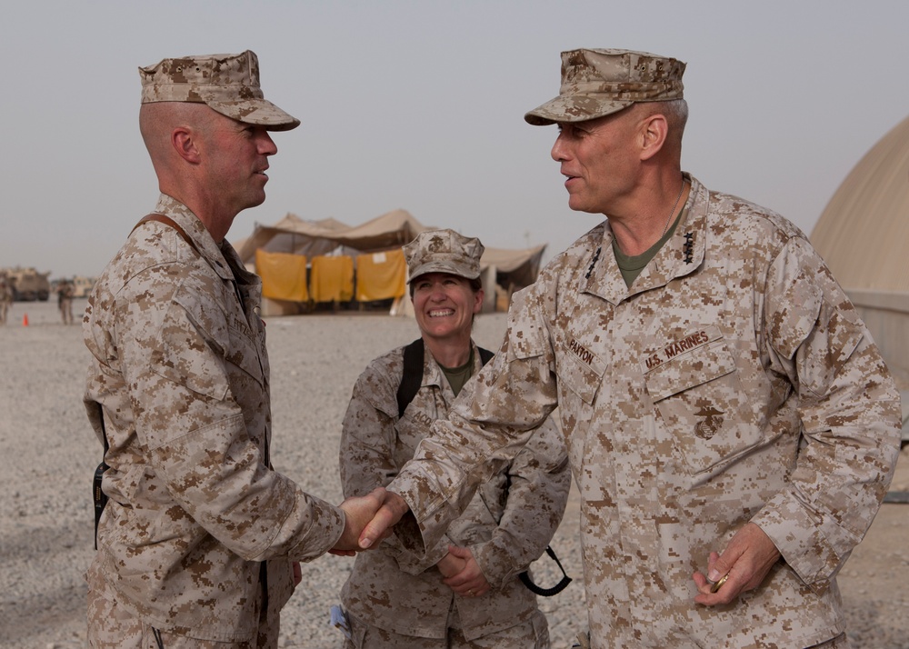 Assistant Commandant of the Marine Corps Visits CENTCOM