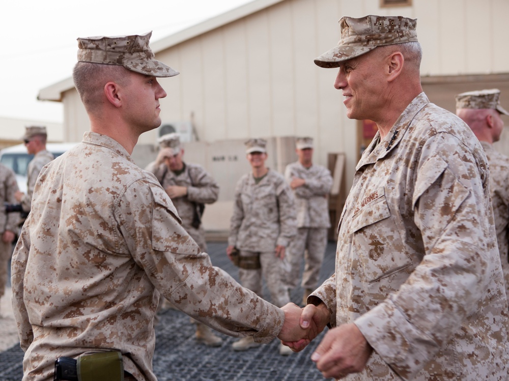 Assistant Commandant of the Marine Corps Visits CENTCOM