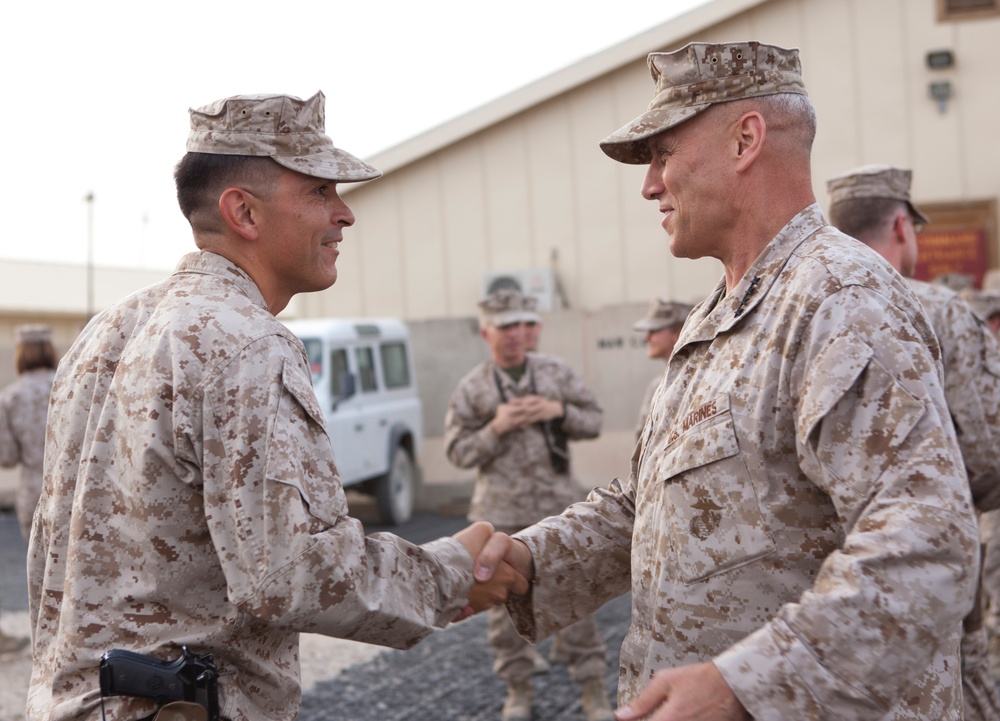 Assistant Commandant of the Marine Corps Visits CENTCOM