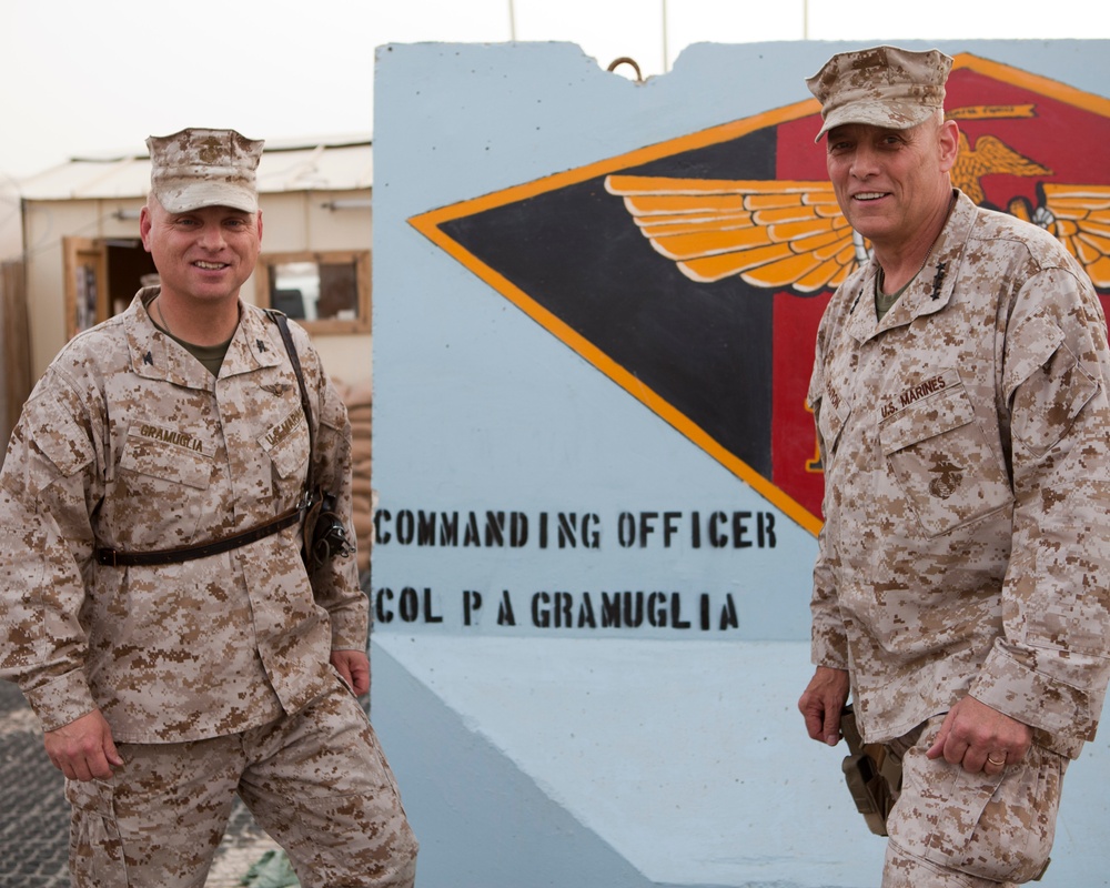 Assistant Commandant of the Marine Corps Visits CENTCOM