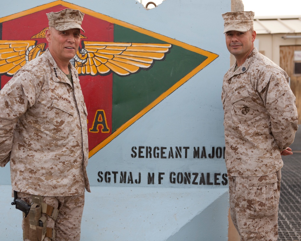 Assistant Commandant of the Marine Corps Visits CENTCOM