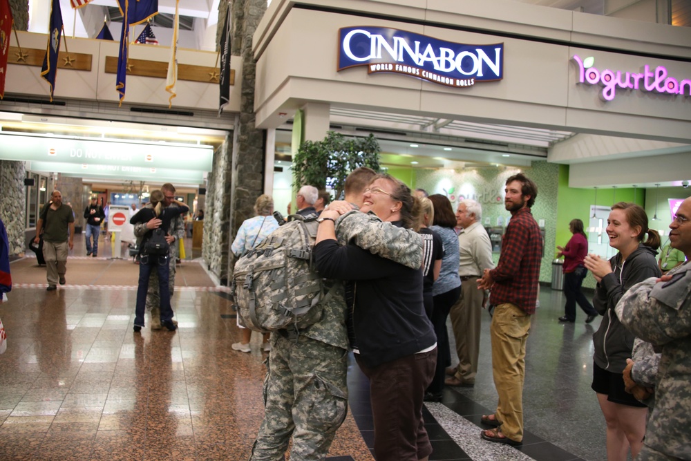 Alaska Guardsmen return from Guantanamo Bay deployment
