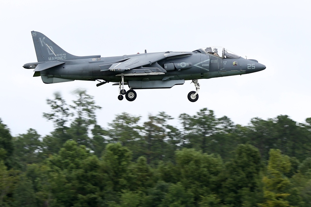 VMAT-203 aviator trains at Cherry Point