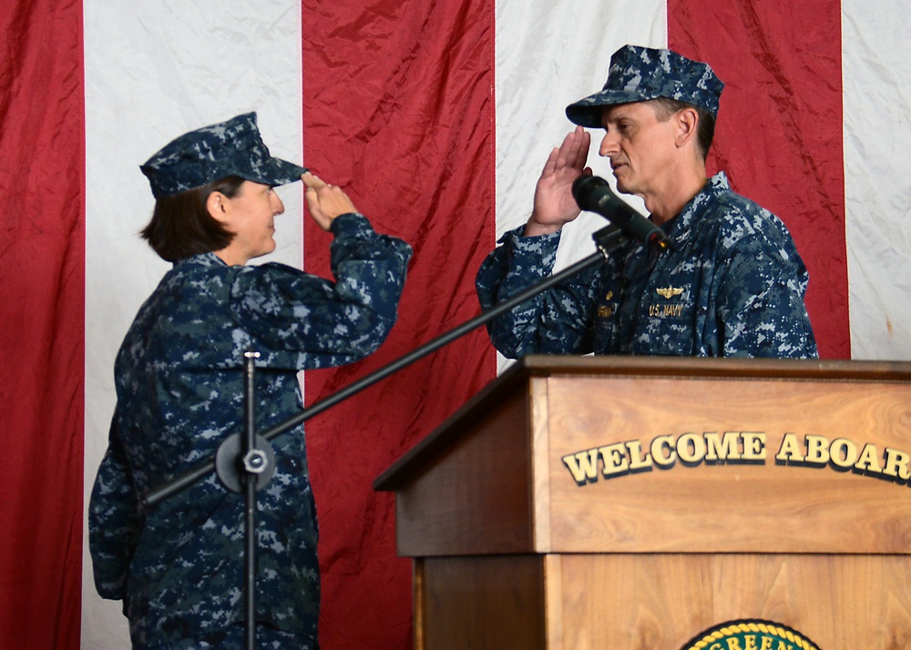 USS Green Bay conducts change of command