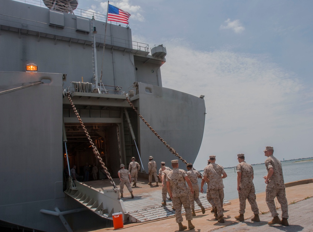 Logistics Marines take tour of USNS Wright