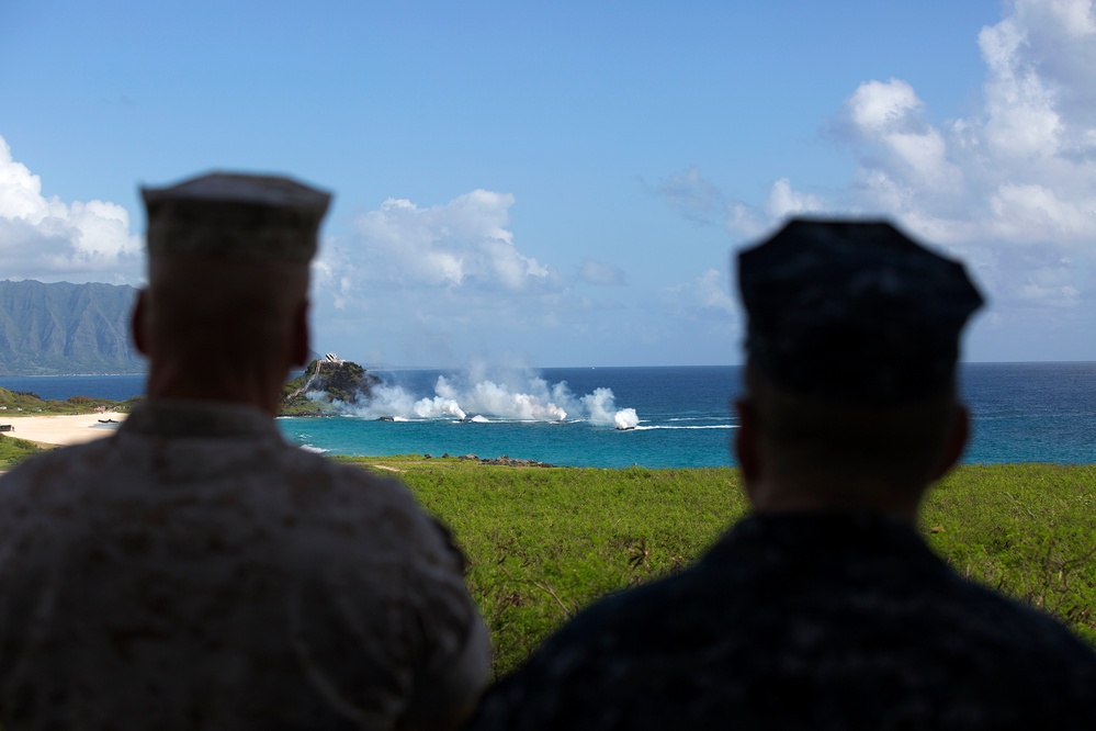 Senior military leaders view amphibious demonstration