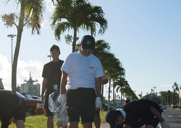 Japanese Sailors organized joint base cleanup