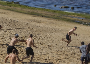 Paratroopers, Latvian Soldiers focus on friendships, relationships