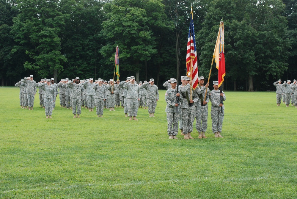 369th Sustainment Brigade conducts change of command ceremony