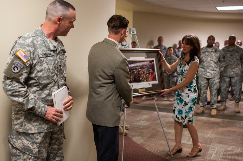 James Dietz painting donated to USARC