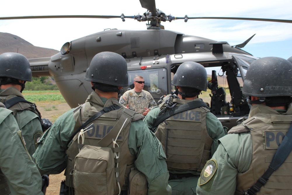 Cal Guard trains with Santa Clara PD SWAT