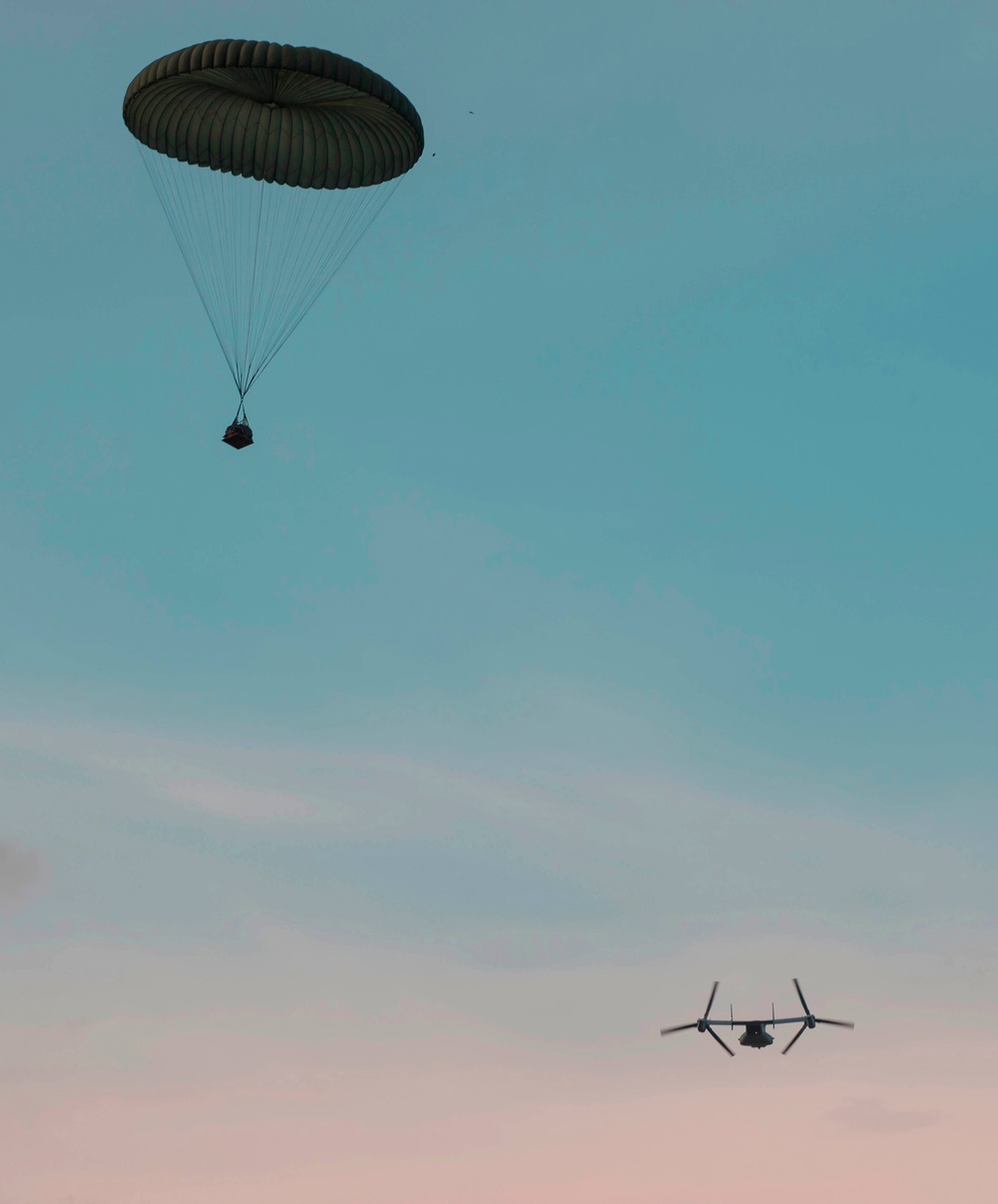 CLR-27 Marines take the plunge for training