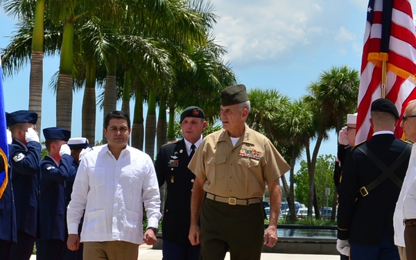 Honduran president visits SOUTHCOM, meets with US officials