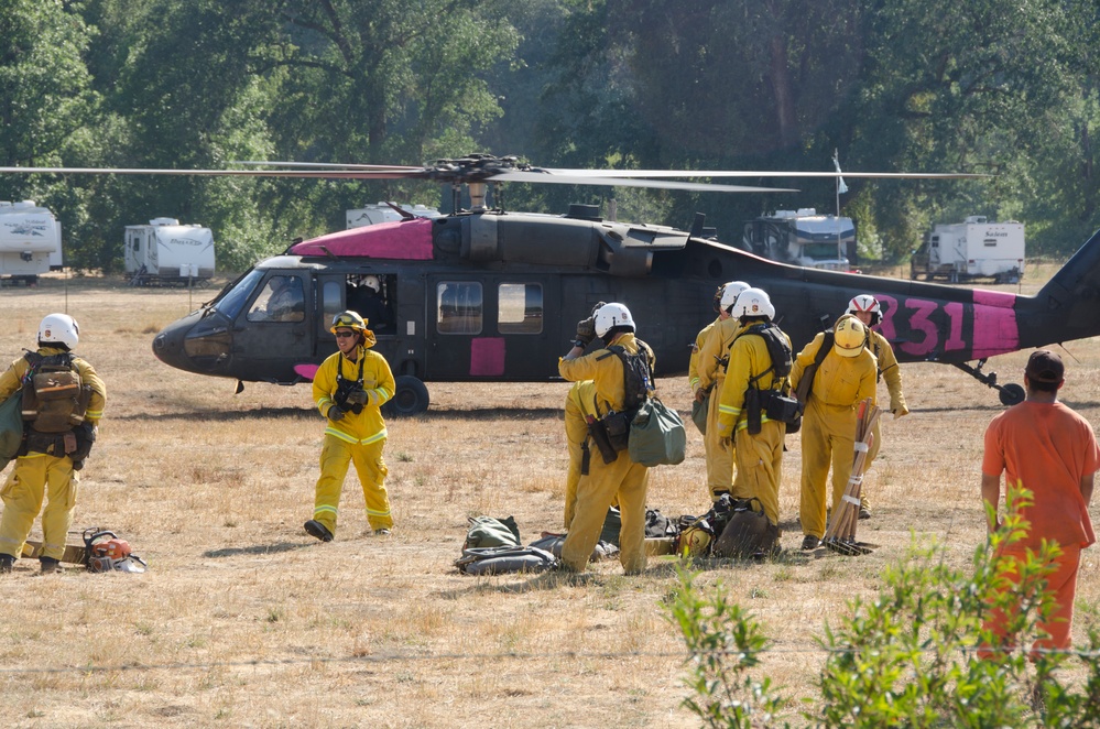 Cal Guard deploys 20 aircraft for Northern California firefighting support