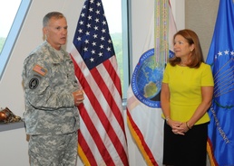 National Geospatial-Intelligence Agency director receives Knowlton Award for military intelligence excellence