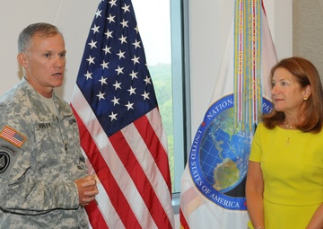 National Geospatial-Intelligence Agency director receives Knowlton Award for military intelligence excellence