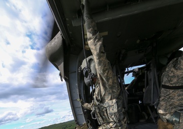 Alaska Guardsmen assist with joint water-landing airborne operation