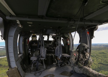 Alaska Guardsmen assist with joint water-landing airborne operation