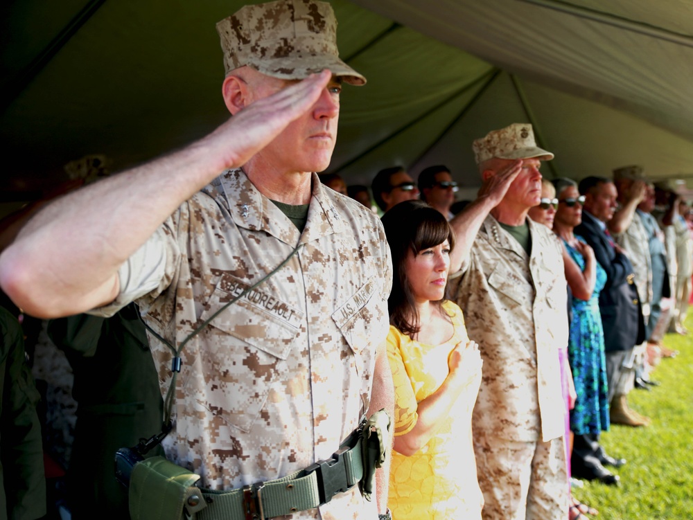 2nd MarDiv Marines, sailors welcome new commanding general