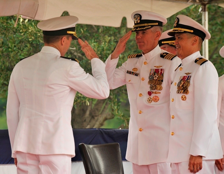 Ravelo takes command of Lincoln from brother-in-law