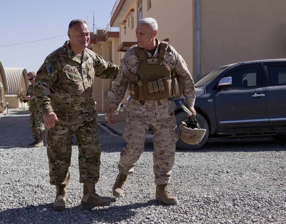 Marine Corps Assistant Commandant Visits CENTCOM