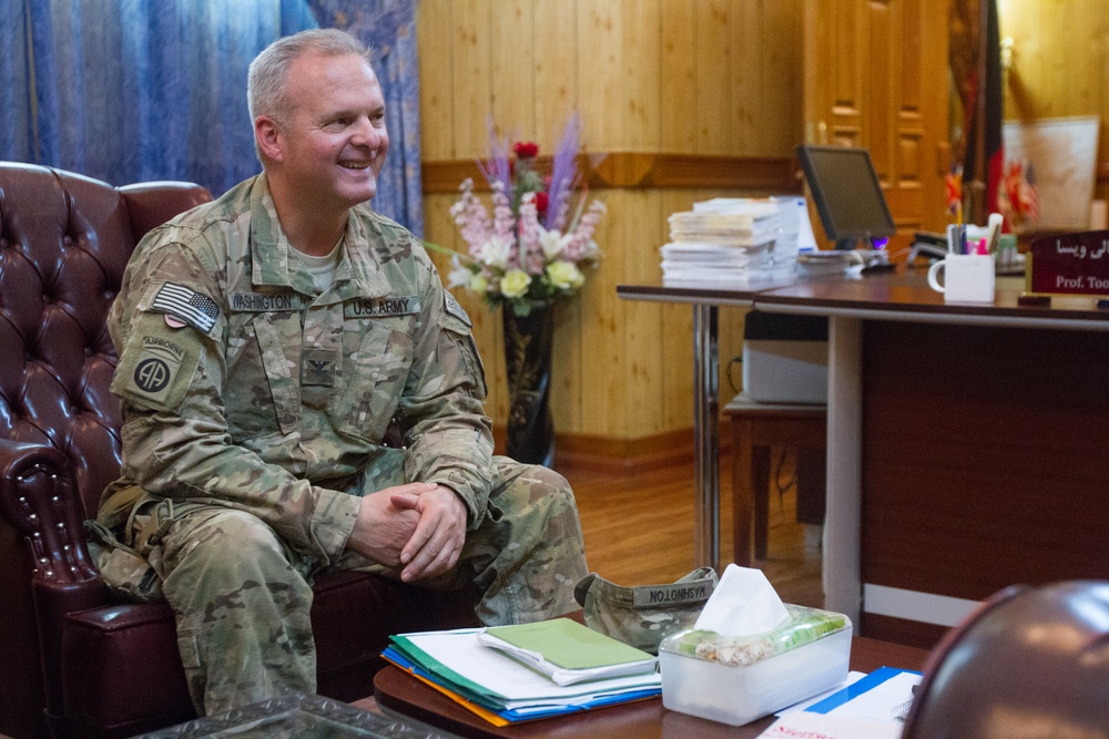 Advising in Regional Command-South Part 3: RC-South liaison officer finds advising success by fostering relationship of mutual trust with Kandahar provincial governor