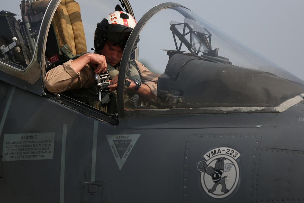 VMA-223 conducts first East Coast Harrier squadron AMRAAM exercise
