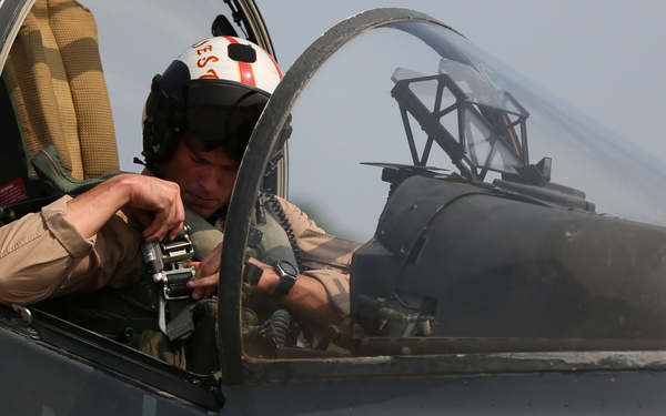 VMA-223 conducts first East Coast Harrier squadron AMRAAM exercise