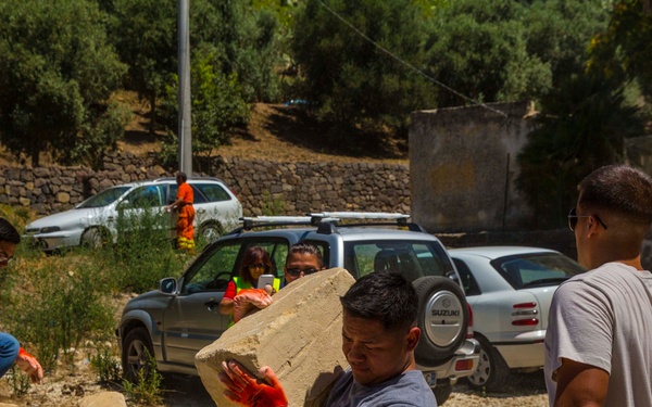SP-MAGTF Africa 14 partners with Italian volunteers during local COMREL event