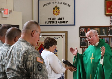 Chaplain Lt. Col. Coyle retires