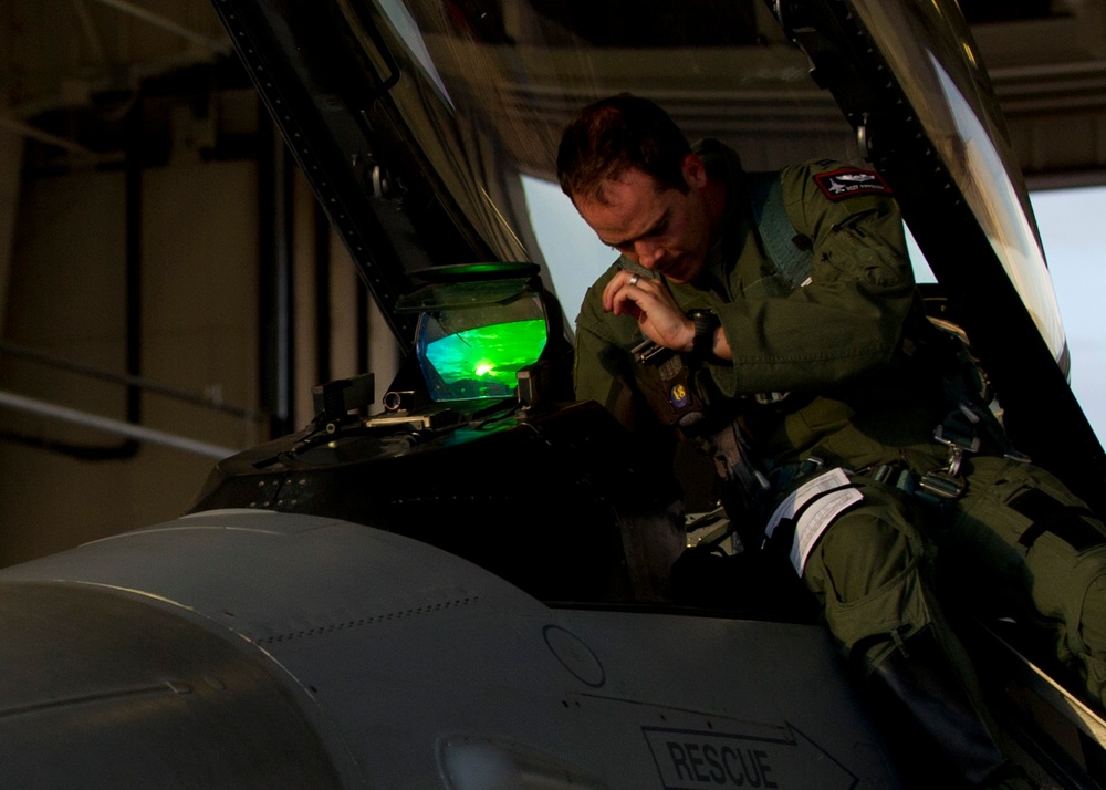 54th Fighter Group pilots train over White Sands Missile Range